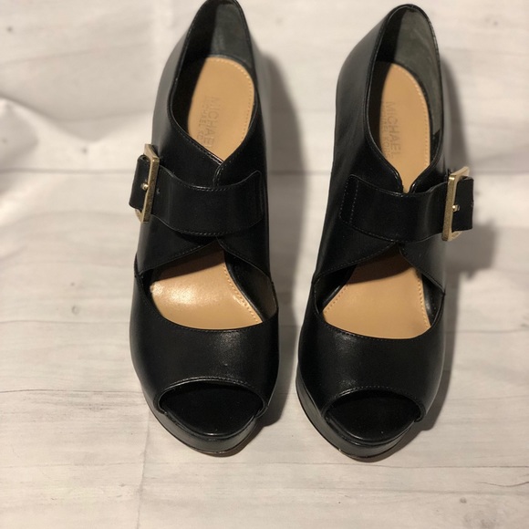 Michael Kors Eleni platform heel size 6 - Picture 5 of 7